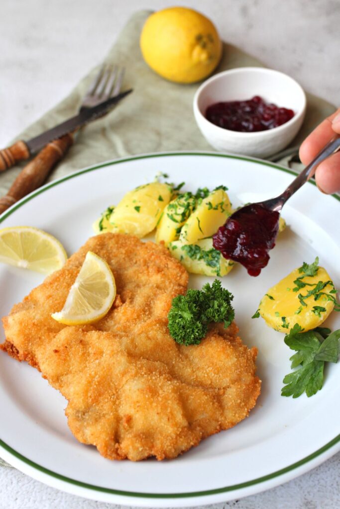 Original-Wiener-Schnitzel5-683x1024